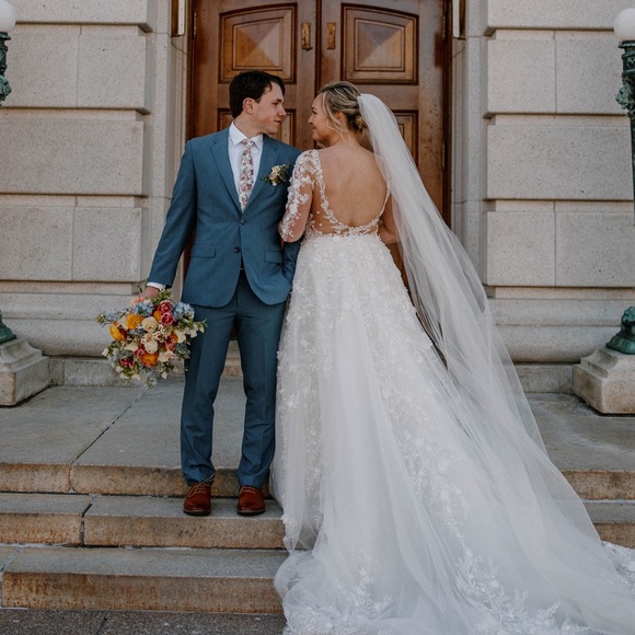 Meet your Posher, Sara - Picture 7 of 7